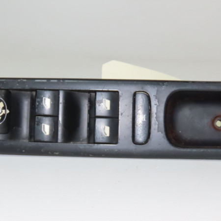 Commande lève-glace porte avant gauche occasion  Peugeot 307 SW (3H) 1.6 hdi 110 (2003-2007)   6554KS 