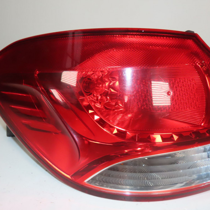 Feu arrière gauche occasion  Chevrolet CRUZE Station Wagon (J308) 2.0 td (2012)   95135584  4