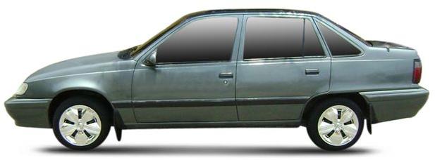 DAEWOO NEXIA A trois volumes